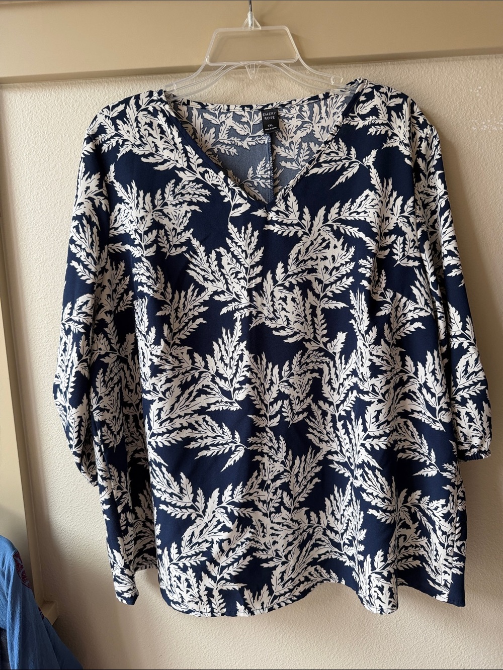 Navy and White Leaf-Print V-Neck Tunic